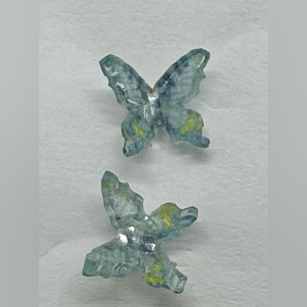 🦋✨Mini fairy Pastel Watercolor Resin Butterfly Stud Earrings 925 Silver Post✨🦋 - Picture 9 of 16